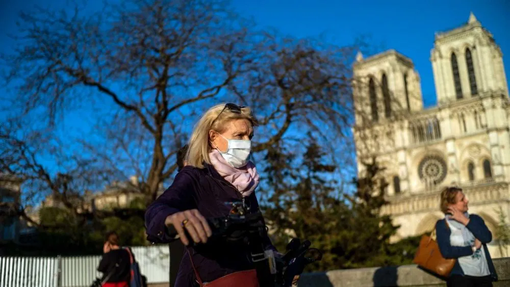 Francia entra en penúltima etapa de desconfinamiento