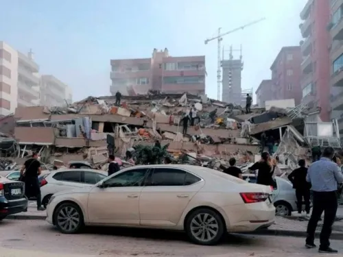 Al menos 4 muertos y 120 heridos por terremoto en Turquía