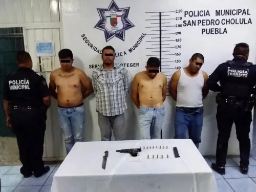 Detiene policía de San Pedro Cholula a 4 hombres por portación ilegal de arma de fuego