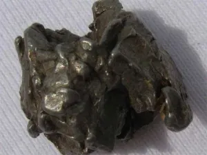 Intentan robar media tonelada de meteoritos en Argentina