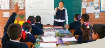 Gobierno de Puebla entrega 13 mil 609 becas a estudiantes de escuelas oficiales