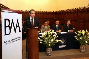 Refrenda gobierno compromiso con la transparencia y la legalidad