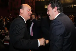 Dóger y Olmedo buscan coordinación de diputados federales por el PRI