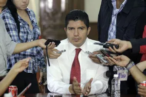 Rivera minimiza observaciones de la ASE a su cuenta pública