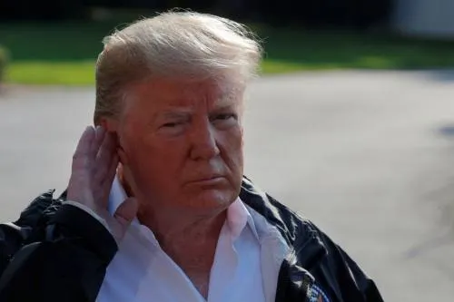 Donald Trump aumenta presión sobre mujer que acusa de agresión sexual al candidato a Corte Suprema