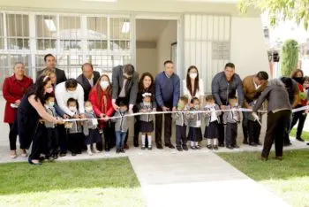 Inaugura Mundo Tlatehui aulas de medios didáctica en la cabecera municipal y concepción La Cruz