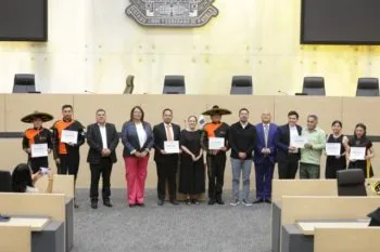 Reconocen en Congreso de Puebla esfuerzo y dedicación de Marching Bands