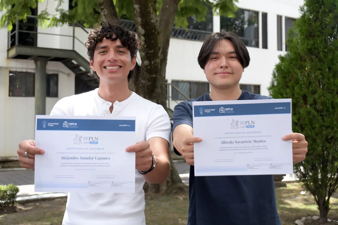 Alejandro Amador Lagunes y Alfredo Navarrete Montes, estudiantes de la Facultad de Ciencias de la Computación de la BUAP. Foto: Especial