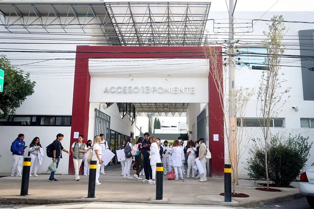 Protesta Estudiantes Medicina Upaep