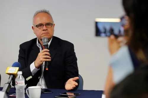 Cuestiona sector privado el cambio en la SSP