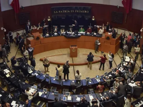 Desaparece el Seguro Popular; Senado avala creación del INSABI