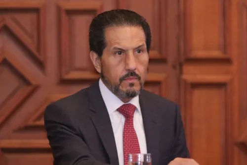 Cuando pase la contingencia, la comunidad volverá con más ganas y más fuertes: Esparza