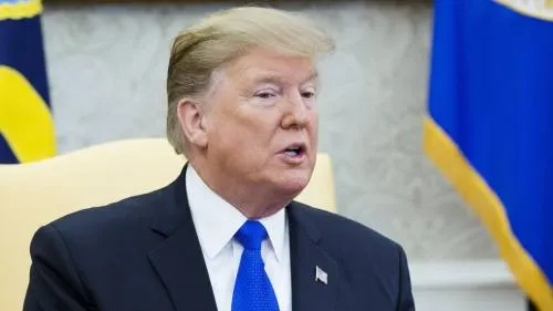 Trump declarará emergencia nacional para construir muro fronterizo: McConnell
