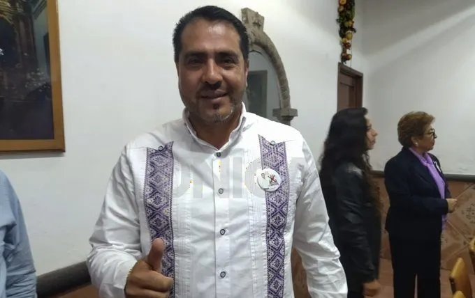 José Luis González, ganador de las elecciónes del SNTE 23