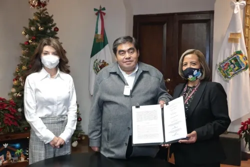 Gobierno del estado y STSPEPYOD firman acuerdo de revisión salarial con un incremento del 6%