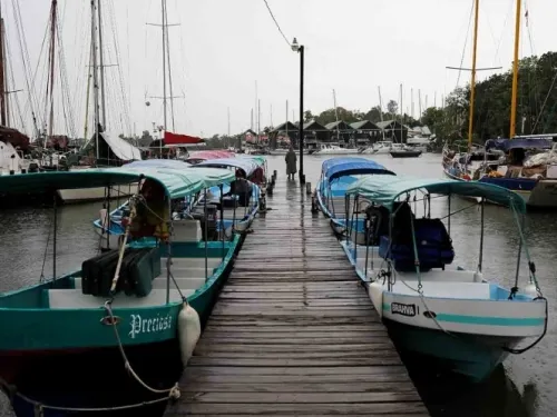 ‘Nana’ se debilita a depresión tropical antes de llegar a México