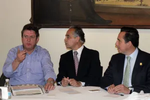 Lamentable que diferencias entre Rivera y RMV afectaran a poblanos: Pablo Fernández