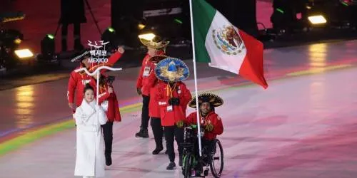 Arly Velásquez y la bandera mexicana se presentan en PyeongChang 2018