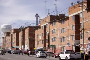 Joven cae de edificio de La Margarita?