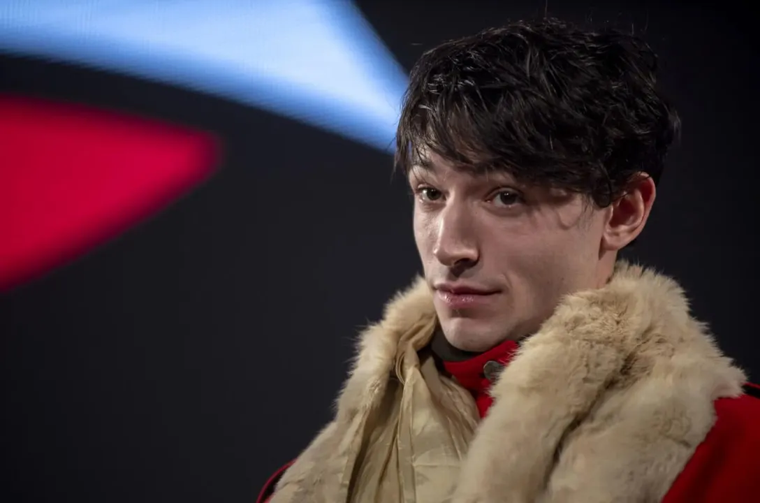 Ezra Miller se declara culpable para no ir a la cárcel