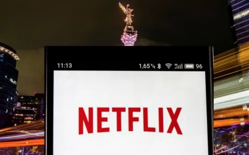 Morena amenaza con imponer impuestos a Netflix, Amazon, Uber y otras apps