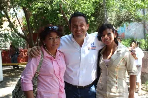 Salario justo para las madres trabajadoras: Ángel Trauwitz