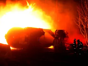 Tres heridos por explosión de pipa, en estado de salud grave