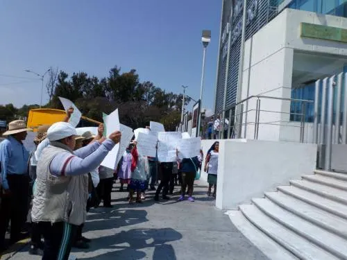 Pobladores de Santa Clara Ocoyucan exigen a Fiscalía el esclarecimiento del crimen de Aarón Varela