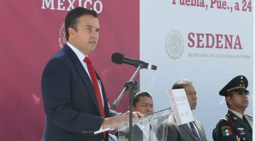 Maltrato del titular de la SEP al líder de Maestros por México