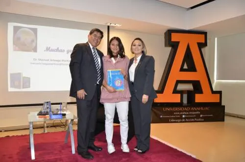 Anáhuac recibe a especialista en biología del desarrollo para impartir una conferencia