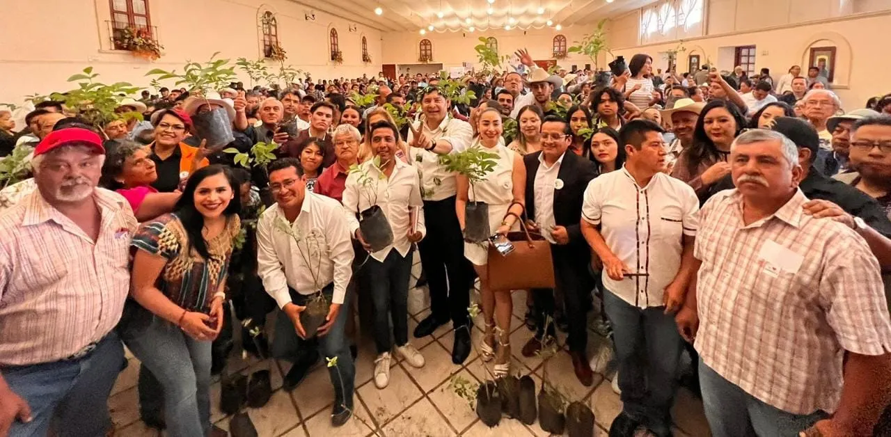 Defendemos al pueblo de las élites burocráticas:Armenta