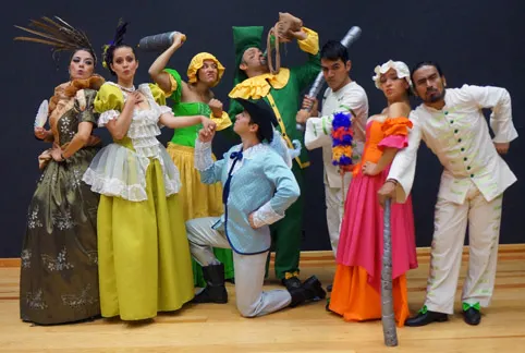 Médico a Palos llega al teatro del CCU-BUAP