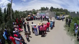 Inicia Néstor Camarillo obra pública para San Simón de Bravo