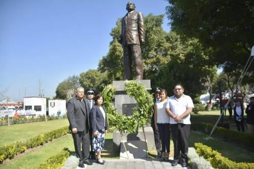 Rinde gobierno de San Pedro Cholula homenaje luctuoso a Alfredo Toxqui