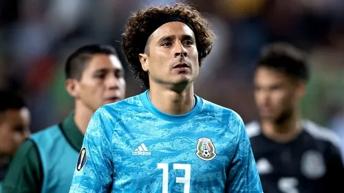 Para el Piojo, Ochoa es una opción por si Marchesín se va