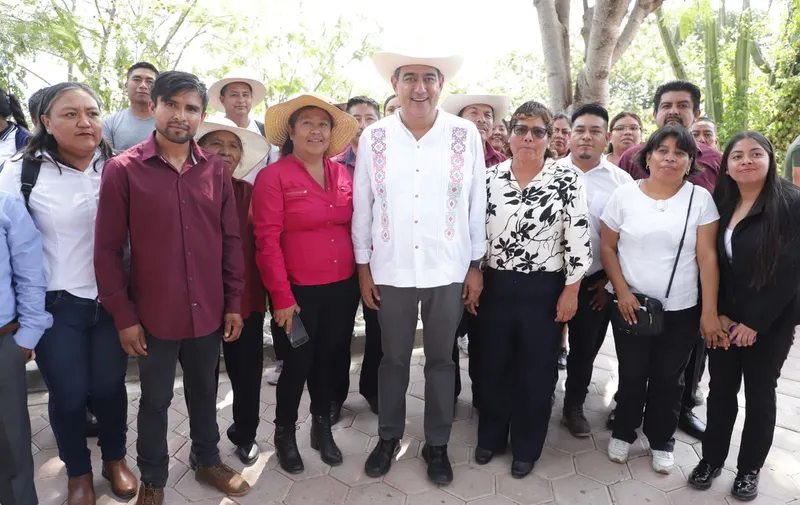 gob-pue-inauguracion-calle-pie-de-nino-la-magdalena-tlatlauquitepec