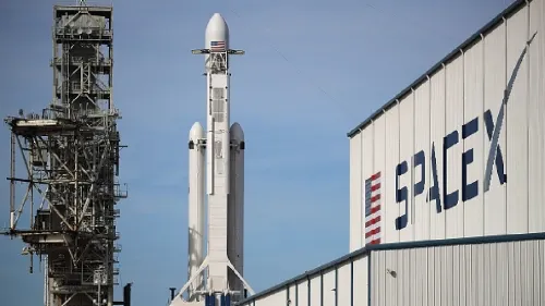 NASA elige a SpaceX para abastecer su próxima misión a la Luna en 2022
