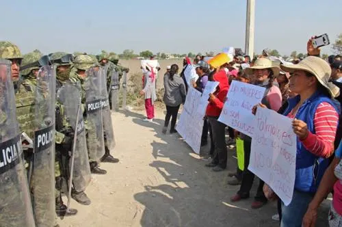Reabren la Puebla-Orizaba tras más de cuatro horas de bloqueo