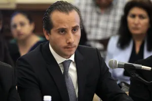 Ayuntamiento regularizará 14 predios: Mario Riestra
