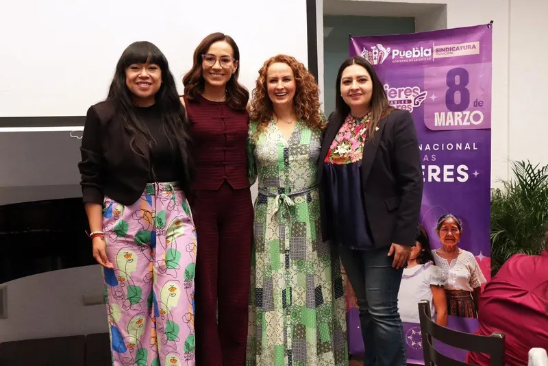 ayto-pue-sindicatura-conferencia-mujeres