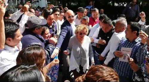 Elba Esther en Puebla sin Rafael