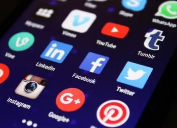 Facebook se transforma en Meta