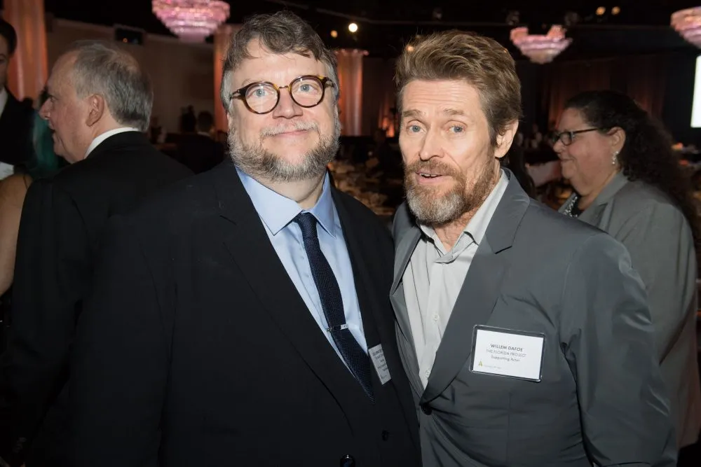Willem Dafoe llena de elogios a Guillermo del Toro