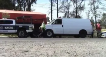 Muere motociclista tras chocar contra la parte trasera de un tráiler