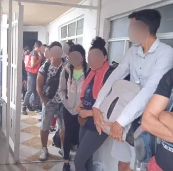 En San Felipe Hueyotlipan, SSC e INM rescataron a 69 migrantes
