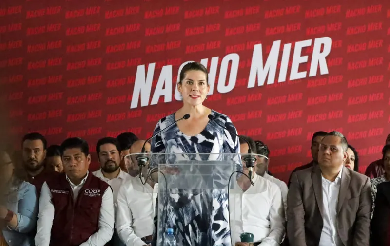 De adentro hacia Puebla