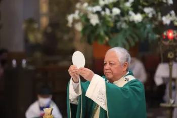 El arzobispo de Puebla se someterá a una intervención quirúrgica en Guadalajara