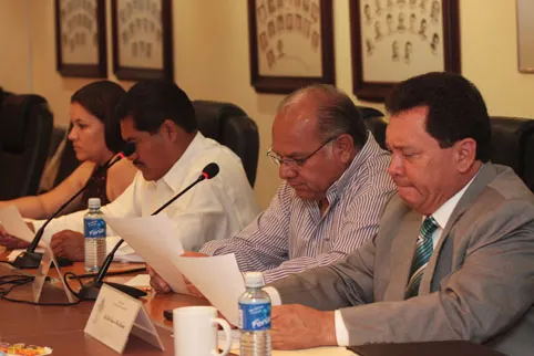 Congreso establece escoltas para ex gobernador