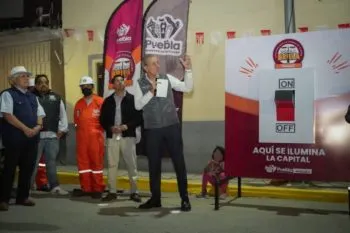Ayuntamiento lleva nueva iluminación LED a la colonia Miguel Hidalgo, gracias a Puebla Brilla