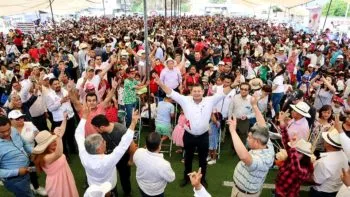 Cruzada por la salud y el medioambiente, encabeza Armenta en Acajete y Puebla